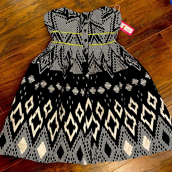 Strapless summer dress